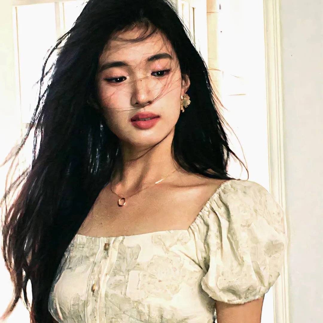 尤莉亚老师的红线